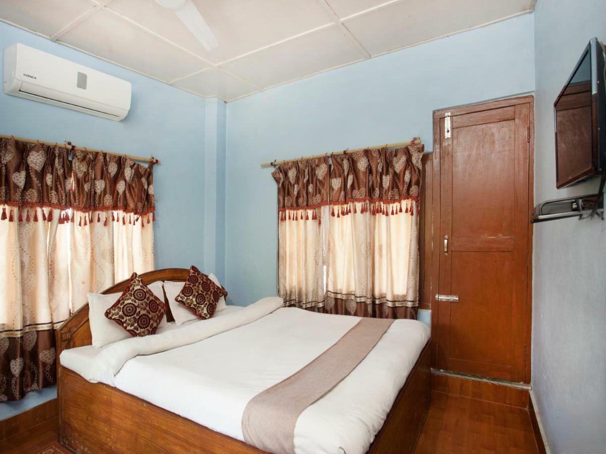 Spot On 486 Hotel Holy Lodge Sauraha Luaran gambar