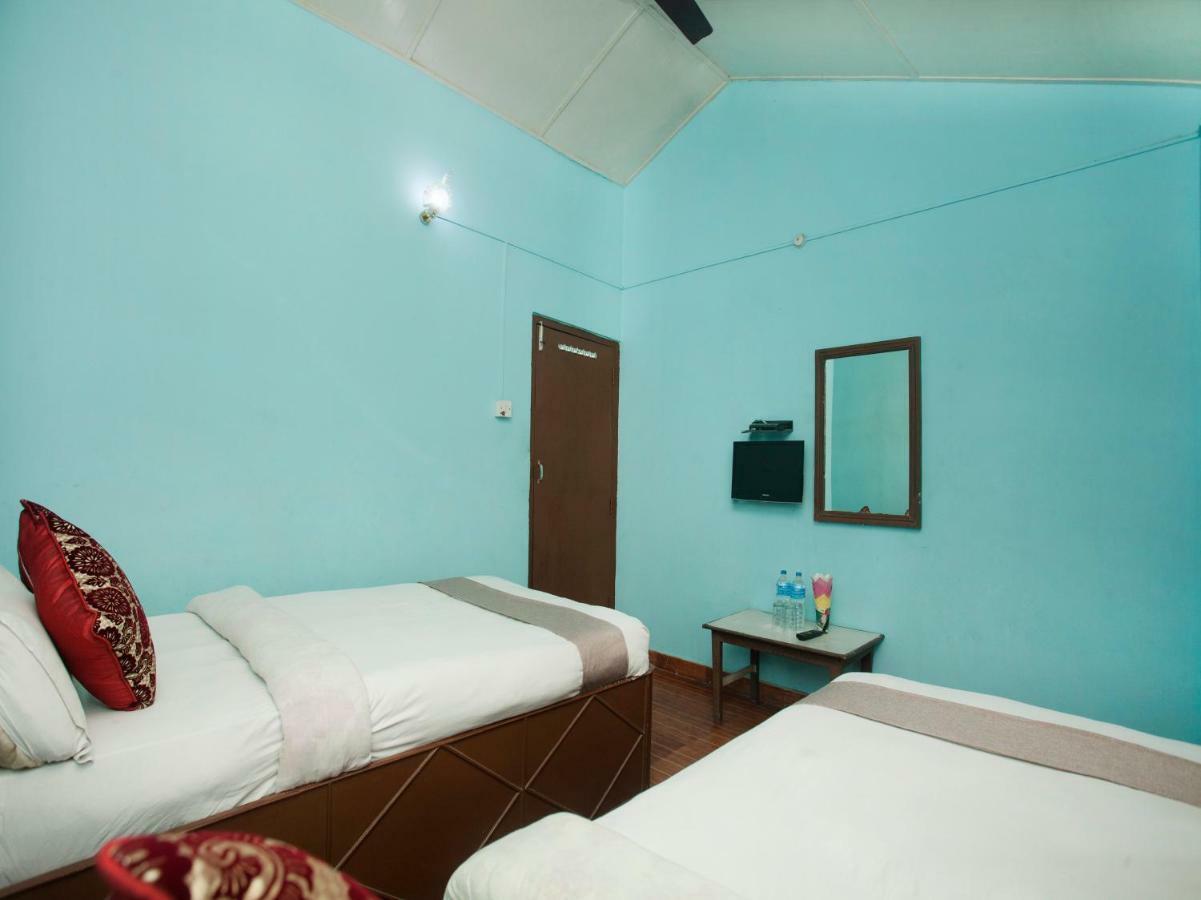 Spot On 486 Hotel Holy Lodge Sauraha Luaran gambar