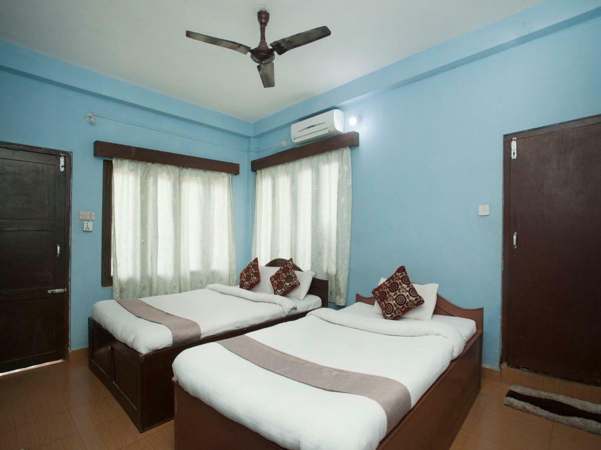 Spot On 486 Hotel Holy Lodge Sauraha Luaran gambar